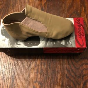 Capezio Jazz boot,leather, Tan, number CG05C